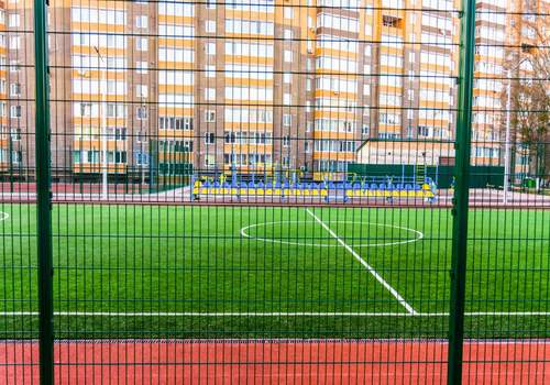 2Д забор для футбольной площадки в Чапаевском